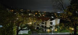 Apartment 2B Condominium Avalon Country Vista Lago y Confort, San jose Santa Ana Costa Rica