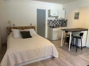 GOLDSAND plage, piscine, jardin, parking