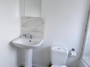 Cosy Stay with Ensuite Near Shopping and City Centre