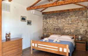 Beautiful Home In Benkovac With Sauna