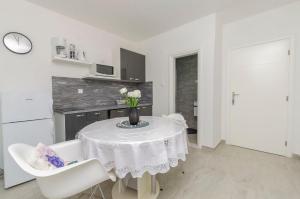 Apartments Beachfront Srima