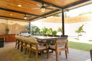 Casa Nora Tamarindo 6BR