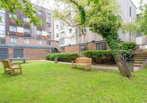 For Students Only - Accommodations at The Pad Egham