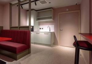 For Students Only - Accommodations at The Pad Egham
