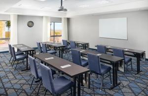Courtyard by Marriott Phoenix Mesa Gateway Airport