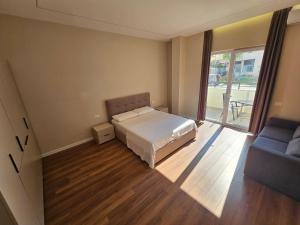 Molla Apartments Golem