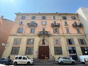 PAOLI4 Old Milan Soul in the Navigli by Hospity