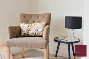Teddington One Bedroom Flat Parking