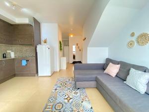 Charming family apartment near metro