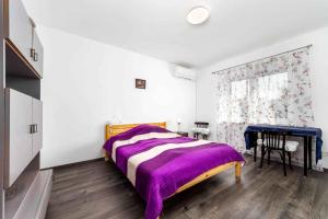 Holiday Home with Pool in Balatonkeresztur 57960
