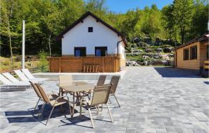 Stunning Home In Gospic