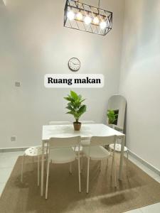 Twenty2 Homestay Sepang
