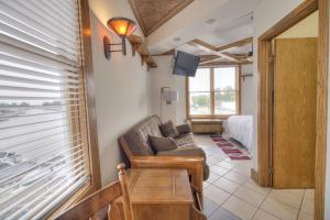 Third-Floor Harbor Front Getaway in Downtown South Haven