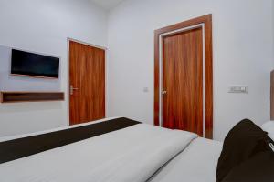 Hotel O Greater Noida West Link Road Formerly Advent