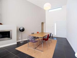 Villa familiale avec piscine - 10 pers. - FR-1-877-21