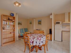 Charmant T2 avec terrasse - 4 pers. - FR-1-877-11