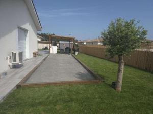 Maison contemporaine avec piscine - 6-8 pers. - FR-1-877-26