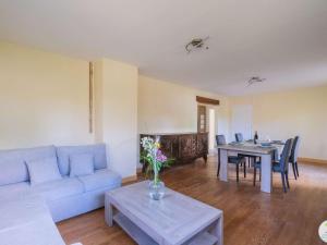 Appartement proche lac - 8 pers. - FR-1-877-33