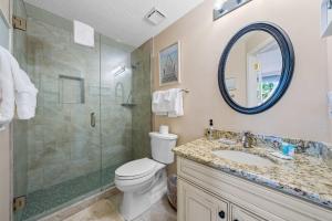 2BR Beach Condo Shared Pool Tennis Courts