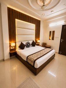 Hotel VVS By Aashiyana Groups