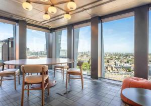 IQ Aldgate in London
