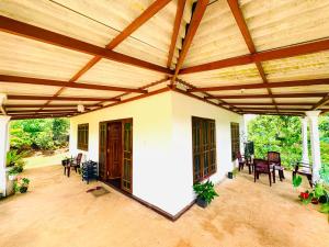 Oli Guest House Diyathalawa