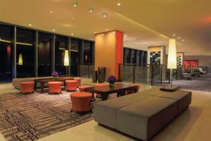 Holiday Inn & Suites Makati by IHG