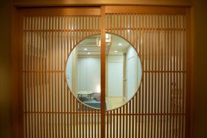 御屋杉 床暖房付き 京都駅から徒歩10分マッサージ付きのお風呂が楽しめるモダンデザインのお宿