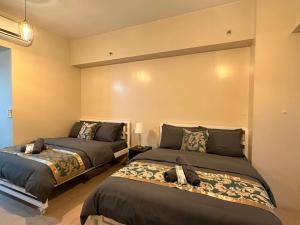 Affordable Stay Across NAIA Terminal 3 with 500mbps WIFI and free Netflix access C53D