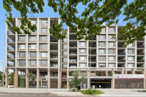 Dickson 2 BR Apt free parking&comfy&homey