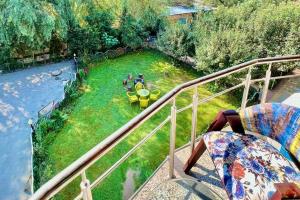 Barzam Lake View Resort