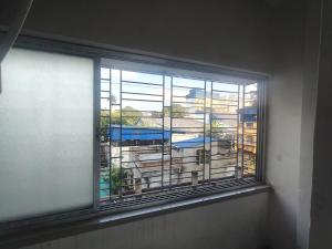 Cozy Fully Furnished Affordable 1BHK AC TV