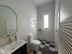 Apartment by the Harbour in Central Location