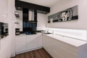 Family Aquarium Haven