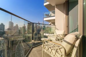 Tranquil Studio With Skyline & Burj Glimpse