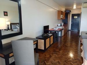 Alta Vista Residences H102