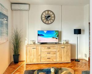 Vacation House on island Brac - Leona