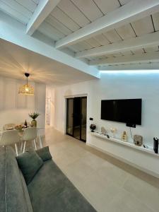 ART comfort and tradition in San Andres