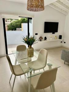 ART comfort and tradition in San Andres