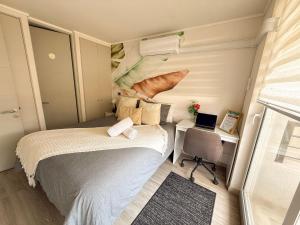 exclusive apartment with AC and parking