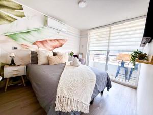 exclusive apartment with AC and parking