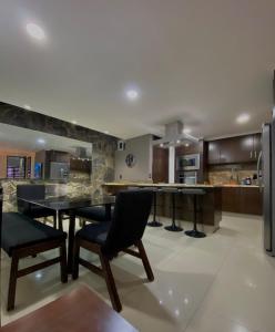 Moderno y amplio alojamiento Vacacional Casa LIMÓN