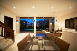 Yuzuriha 2 BR Beach Villa