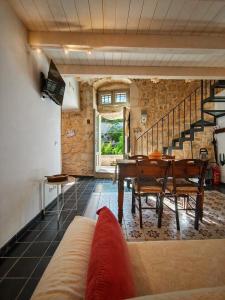 Lilibeth Houses - Charming & Lovely views