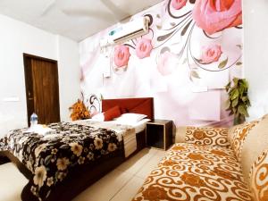 HOTEL CORNER HOUSE - Your Budget Stay