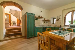 Spacious home near Orta, 8min