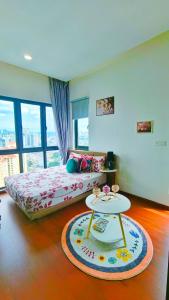 Master Room, Skyville 8, Benteng