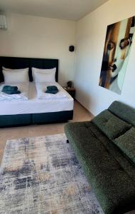 Dinary Deluxe Apartments