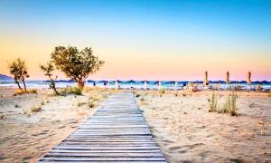 Kavros Beachside Apts