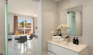 Kavros Beachside Apts